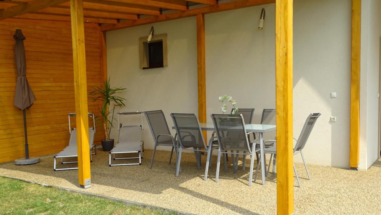 Kimy Home Mojmirovce Exterior photo
