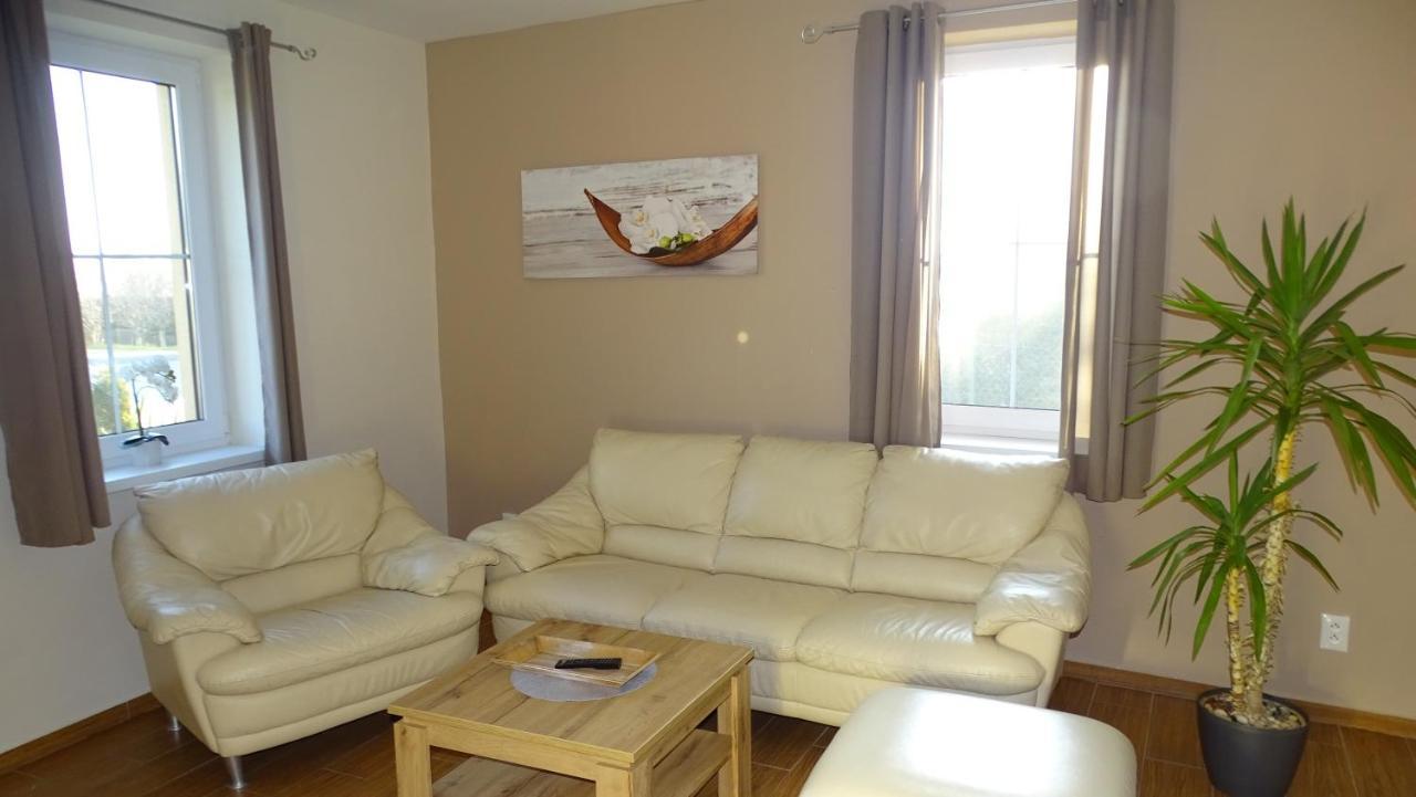 Kimy Home Mojmirovce Exterior photo